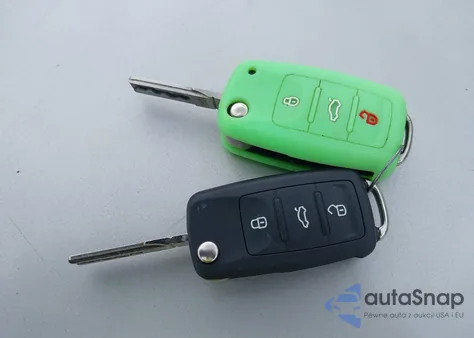 2013 Volkswagen Jetta 2.0L Tdi from USA, damaged, VIN 3VWLL7AJ9DM368679